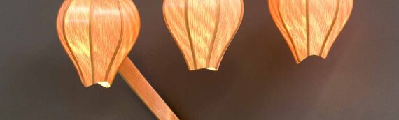 Flowery Wall Lamp