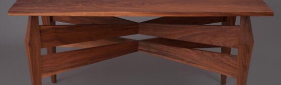 Mantis Dining Table