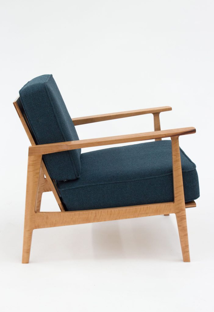 madrone lounge chair