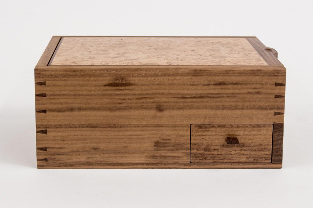 walnut dovetail tea box