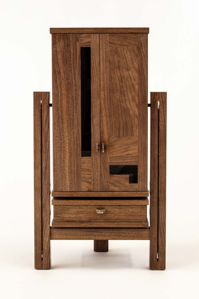 Delacerda Walnut Floor cab