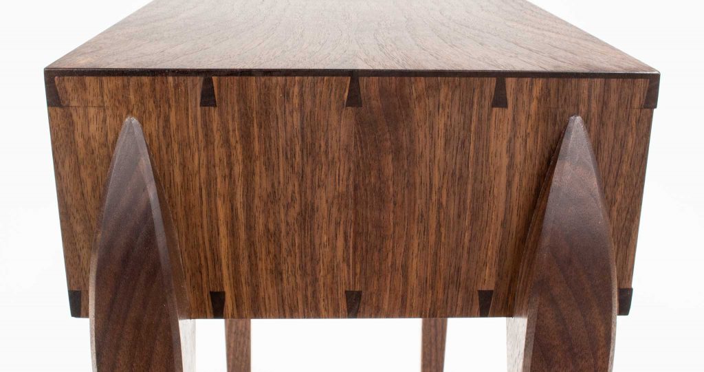 Schatz walnut table