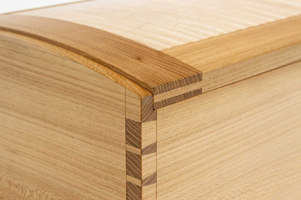 Keoni dovetail box